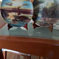 2 piatti dipinti a mano 