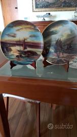 2 piatti dipinti a mano 