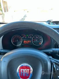 Furgone Fiat doblò