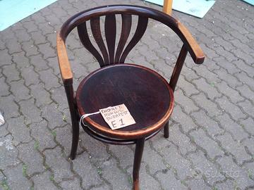 poltrona thonet budapest mundus