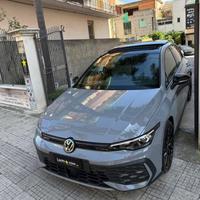 New Volkswagen Golf 8.5 GTI 2.0 TSI 265 CV