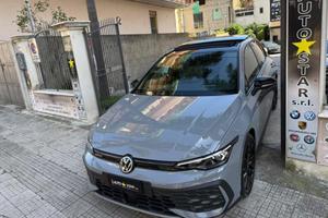 New Volkswagen Golf 8.5 GTI 2.0 TSI 265 CV