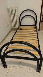 Letto singolo con materasso