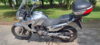 Honda transalp 650