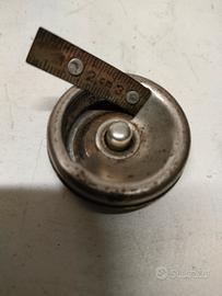 Metro a nastro vintage a chiocciola 