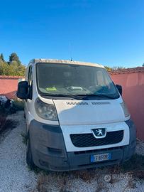 Peugeot boxer con motore fuso