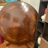 Tavolo Sorrentino a ventaglio