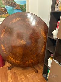 Tavolo Sorrentino a ventaglio