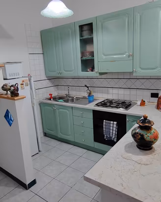 Arredamento da ritirare URGENTEMENTE !