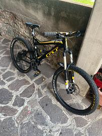 bici GT enduro