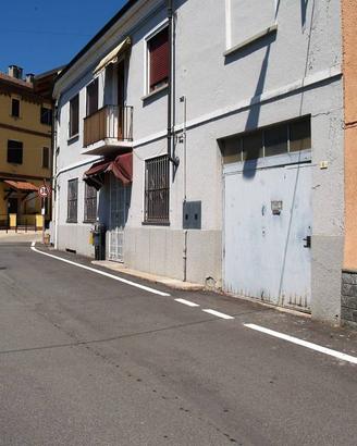Villa di 200 m² con 4 locali e box auto a Vinzagli