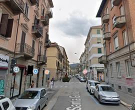 Stanza singola VIA SANTA GIULIA 320 EURO ARREDATA