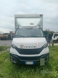 Iveco daily 70c18 centinato con pedana