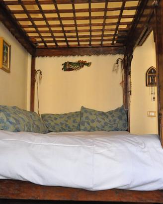 Letto indonesiano in teak  140 x 190