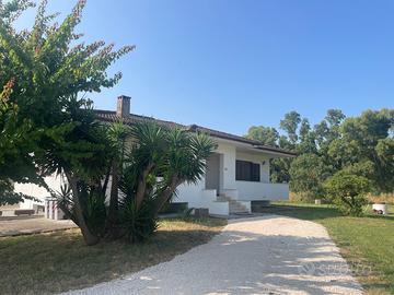 Villa unifamiliare a Latina, a pochi minuti dal ma