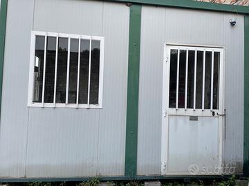 Container
