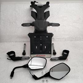 KIT PORTATARGA, SPECCHIETTI, FRECCE COMPLETE, CONT