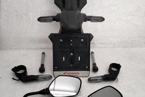 KIT PORTATARGA, SPECCHIETTI, FRECCE COMPLETE, CONT