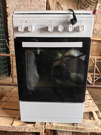 Cucina Schaub Lorenz a gas con forno elettrico