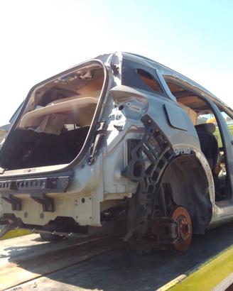 SCOCCA per taglio LAMIERA citroen c5 aircross