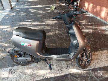 Biciclette elettriche ufo bike