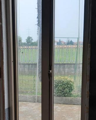 Porta da esterno in alluminio con telaio