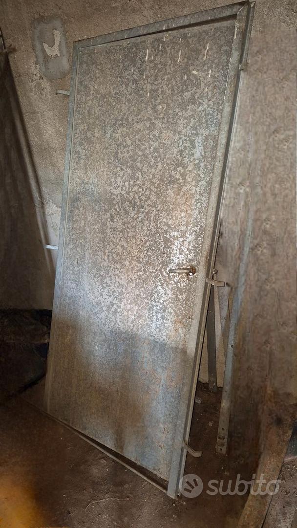 PORTAGOMMA MURALE PER DOCCIA E Lavaggio Cavalli Con Braccio Da Mt 2 67