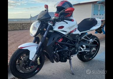 MVBrutale 1090 R