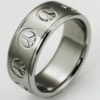 Anello Incisione Simbolo Pace Acciaio Inox Unisex