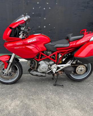 Ducati Multistrada 1000 ds