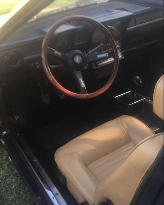 Alfa Romeo GTV  2.0 benizna, anno 1979