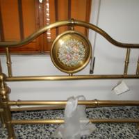 Letto matrimoniale ottone