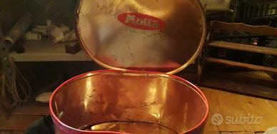 scatola antica in metallo e due mini scanzie da cu