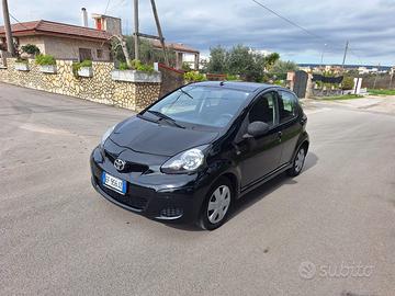 Toyota Aygo 1.0 Deep Ocean Connect