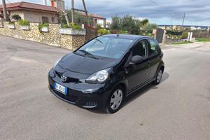 Toyota Aygo 1.0 Deep Ocean Connect