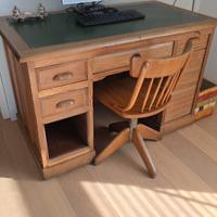 Scrivania e sedia anni '30