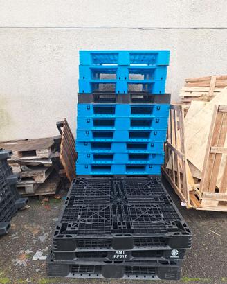 Pallet/Bancali in plastica cm. 110x110