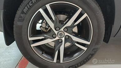 CERCHI LEGA VOLVO 18 + GOMME ESTIVE