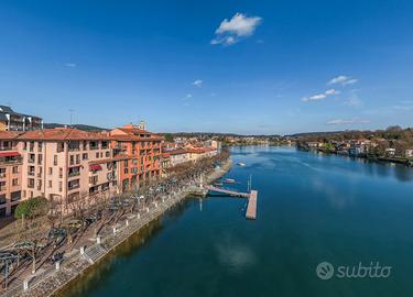 Meravigliosa vista fiume, trilocale arredato