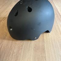 Caschetto OXELO PLAY 5 BLACK (SK564) 55-58 cm