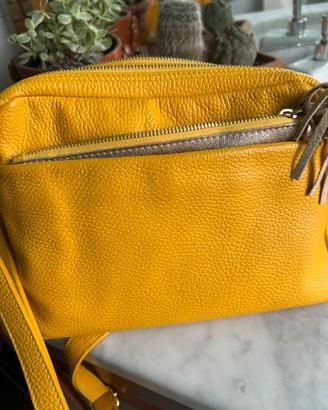 Borsetta cuoio gialla