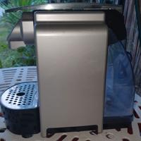 Macchina caffè espresso con macinacaffè e capsule