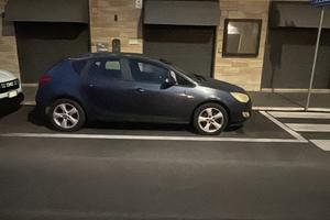 Opel Astra J