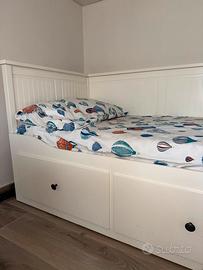 Letto ikea Hemnes