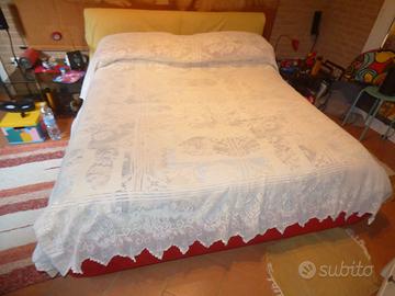 Copriletto filet lavoro a mano letto matrimoniale