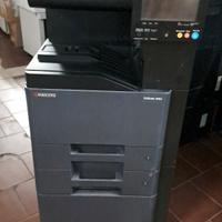 Stampante multifunzione fotocopiatrice a colori A4