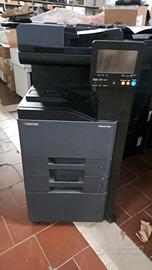 Stampante multifunzione fotocopiatrice a colori A4