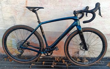 Trek Checkpoint SL7 Ruote in carbonio Bontrager 