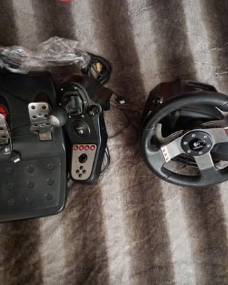 Logitech g27 con cambio e scatola originale.