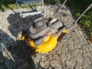 Tosaerba Husqvarna R152 SV